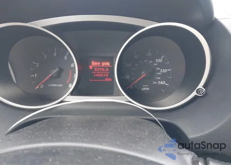 2011 Mitsubishi Outlander Es z USA, uszkodzony, nr VIN JA4AS2AW8BU037297